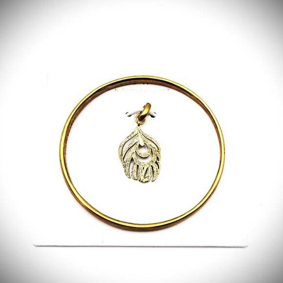 KENDRA SCOTT NWT Color Bar Feather Charm Bangle Bracelet in Antique Gold - Picture 3 of 5